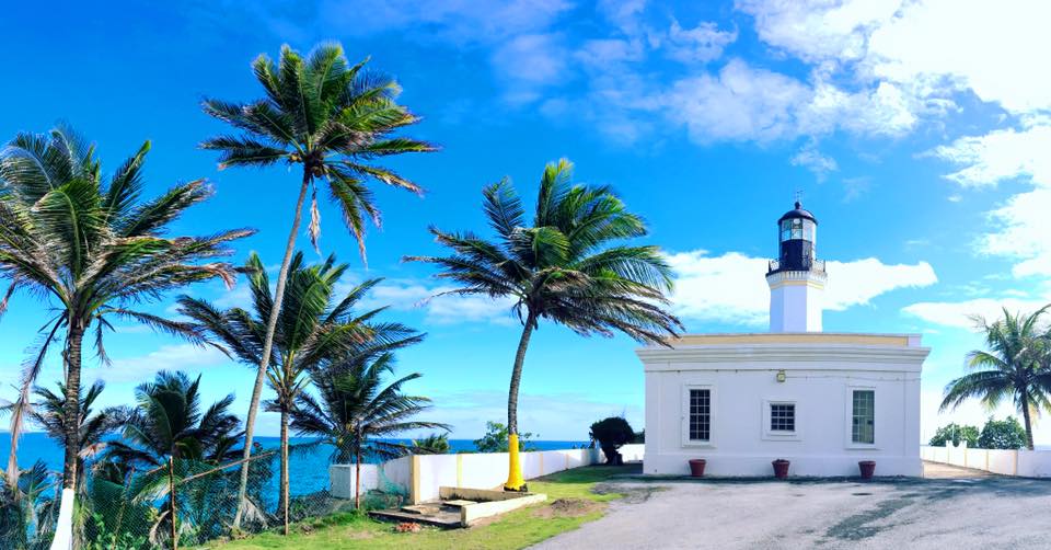 punta-tuna-lighthouse-manaubo-puerto-rico